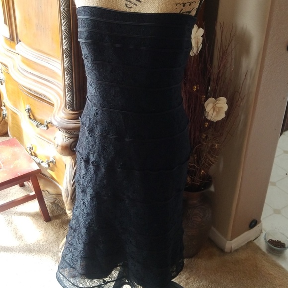 Tadashi Shoji Dresses & Skirts - Tadashi dress. Black lace elegant